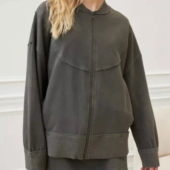 Urban Outfitters Faye Full Zip Oversized Sweatshirt Size L - Picture 2 of 10